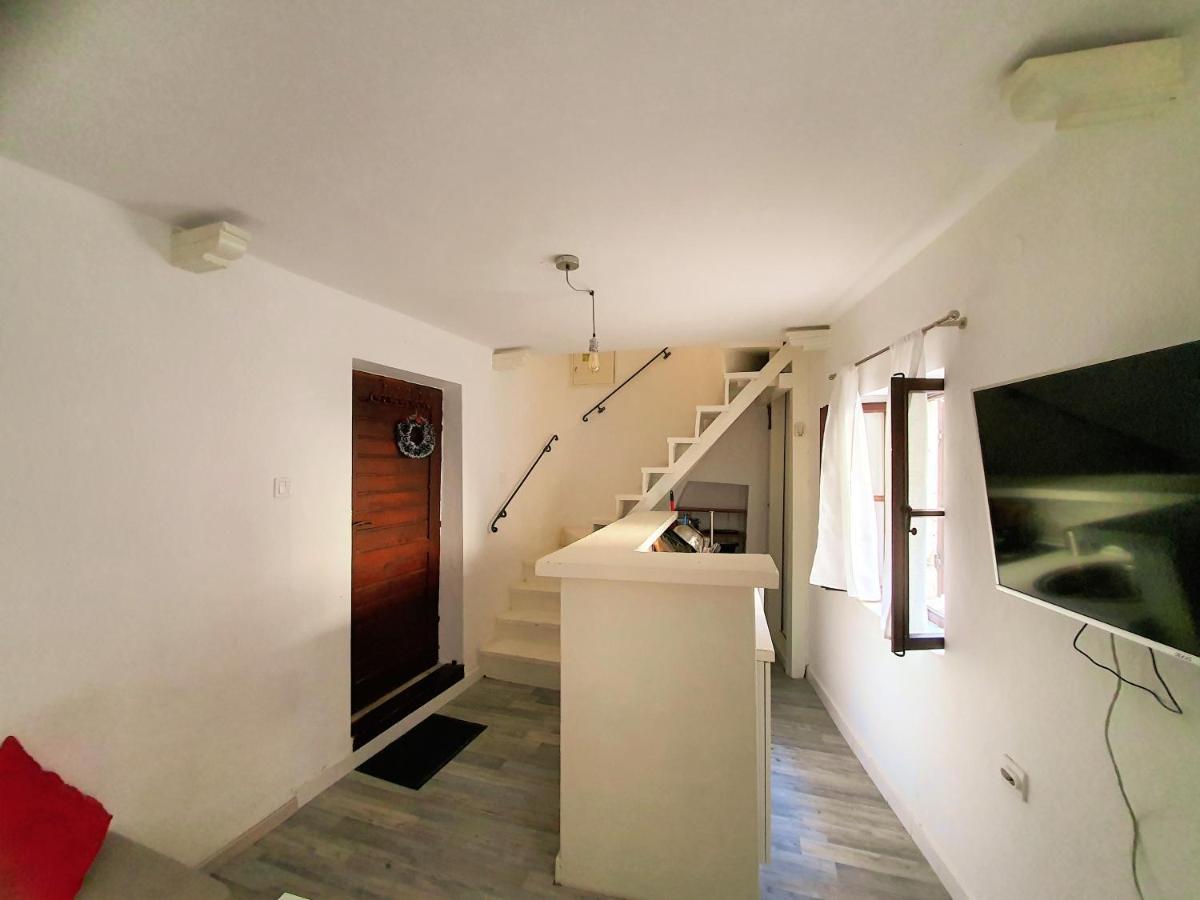 St.Tripun Apartment コトル エクステリア 写真